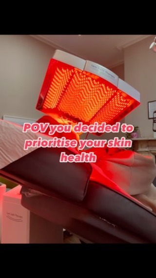 So many benefits. So many ways it can be used in clinic 👀 LED is fast becoming one of our most popular treatments and with good reason! Contact the clinic today to find out more about how you could benefit from this.. whether you want to target breakouts, irritated skin, fine lines and wrinkles. We’ve got you covered 😎